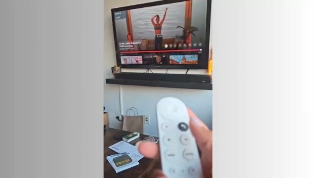 Amazon | Google Chromecast 4k Snow TV用音声リモコン G9N9N