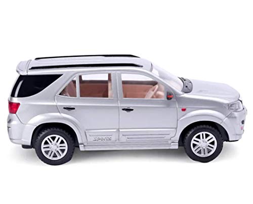 Image of Centy Toys Fortuner Pull Back Car (Multicolor), Kid