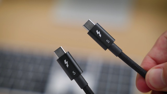 Amazon.com: Satechi Certified Thunderbolt 5 Cable, 240W PD, 120Gb