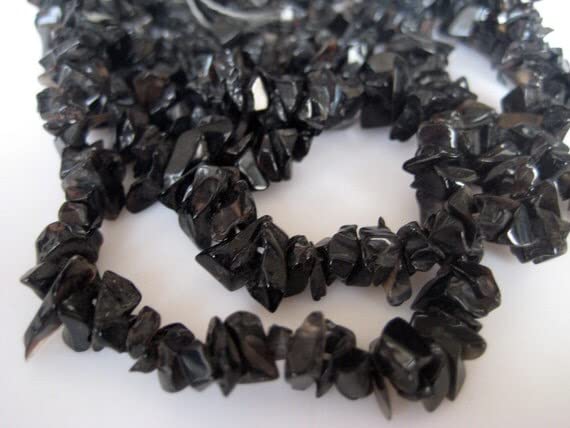 Pierre onyx noir en perles chips de 5mm-7mm pour loisirs créatifs