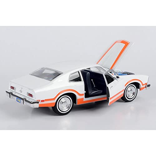 Modelo de Auto 1974 Maverick Grabber 1:24 Metal miniatura 2