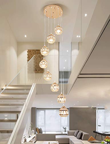 Lustre suspension longue pour escalier villa et grand salon duplex