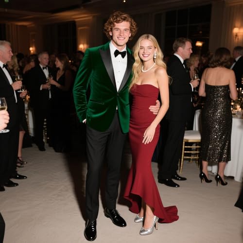 Mens Velvet Suit 2 Pieces Slim Fit Tuxedo Peak Lapel Blazer One Button Formal Jacket Pants for Wedding Prom Dinner Green X-Large2