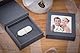 USB-Stick Geschenkbox zur Hochzeit – Fotobox mit Bildfenster für USB-Stick | Erinnerungsbox für Fotos & Videos | Elegante Aufbewahrung (Grau)