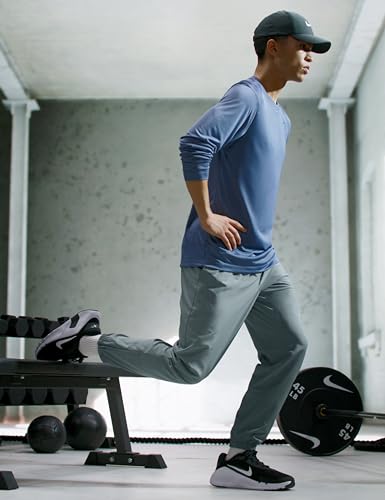 Image of Nike Men's Form Dri-FIT Tapered Versatile Pants