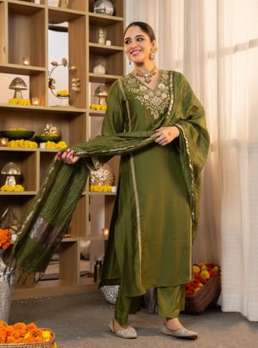 Image of Klosia Women Embroidery Solid Straight Kurta and Pant Set with Dupatta