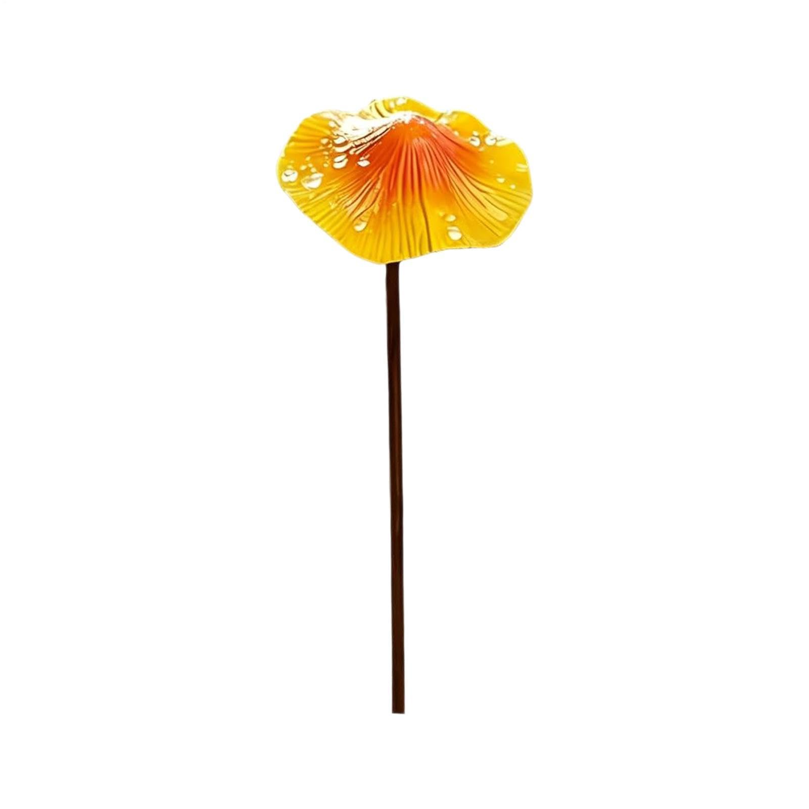 Décoration de jardin champignon en métal rouillé pour sublimer vos allées et pelouses cet été