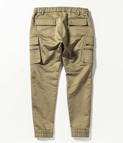 Amazon | [1PIU1UGUALE3 RELAX] ウノピゥウノウグァーレトレ
