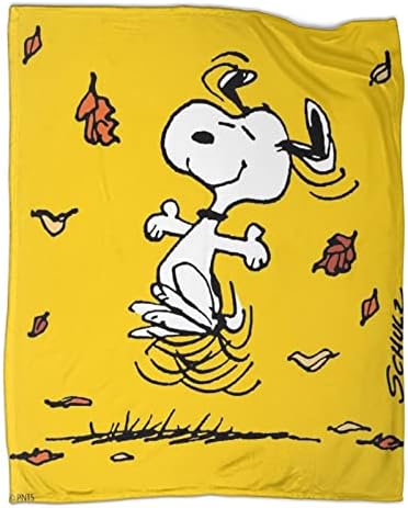 KOHAZE Snoopy Fleece Throw Blanket Cartoon Anime Flannel Blankets Plush Blanket Soft Warm Fluffy Lightweight for Bedroom Sleeping And Camping 50x60inch(127x152cm)