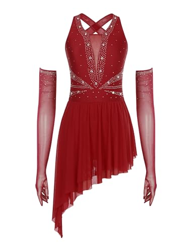 Tenue patinage artistique femme dos nu strassé pour une liberté de mouvement totale