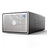 Dos discos duros Ultrastar a 7200 r. p. m. en el interior