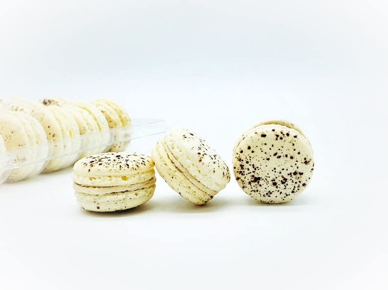 50 Pack Gluten Free French White Chocolate Macaron | A great addition for your bakery establishment or your next party
