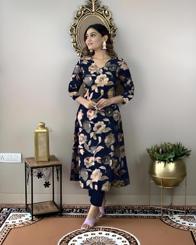 Image of GoSriKi Women's Cotton Blend Printed Kurta with Pant