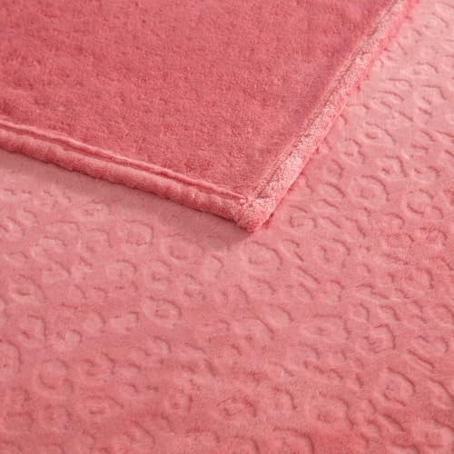 Image of Betsey Johnson - Reversible Plush Throw 50x70, Blanket for Bed or Couch | Soft Plush Fabric, Cozy Warmth, Leopard Print Design, 50x70 Size, Machine Washable
