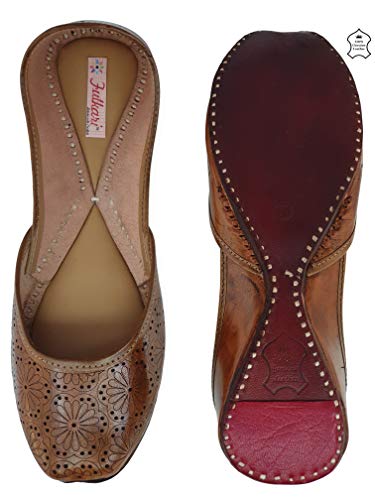 Image of Fulkari Women Cutwork Casual Genuine Soft Leather Jutis | Bite and Pinch Free Juttis | Punjabi Jutti | Girl's Office Flat Ladies Mojari | dailywear Ethnic Juti |
