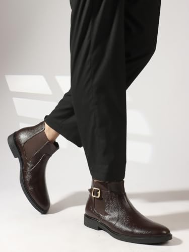 Image of Carlton London Men's Chelsea Comfortable Round Toe Boot with Buckle
