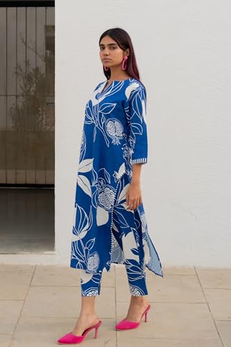 Image of LookMark Women's Floral Printed Cotton Blend 3 /4th Sleeve Knee Length V-Neck Kurta and Palazzo Set for Women AZ-LM-OG-KS2144-Parent