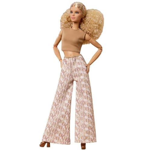 Barbie Basics Poupée Signature Collection Neutre Modèle 07, Cheveux blonds, Pantalon imprimé Blanc et Top Beige, Corps articulé Made-to-Move, idée Cadeau...