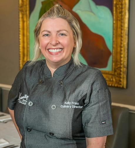 Chef Kelly Franz on the challenge of coming home to a legendary Charleston restaurant to take it into the future without discarding its storied past Podcast Por arte de portada
