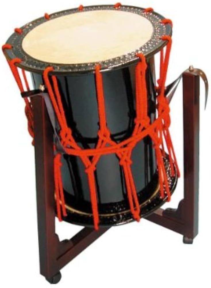 桶胴太鼓　三柱台座 Amazon | 桶胴太鼓1.5尺(赤紐)三柱台座セット | 太鼓 | 楽器・音響機器