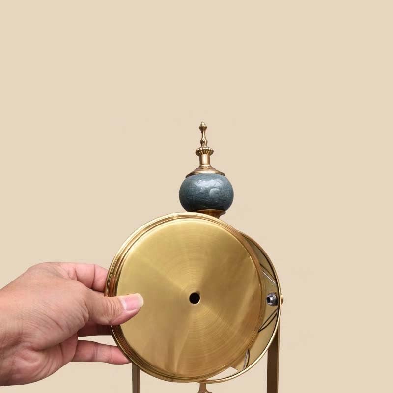 Reloj de mesa retro de metal con péndulo tallado calado para decoración de salón y dormitorio, 50 x 16 cm