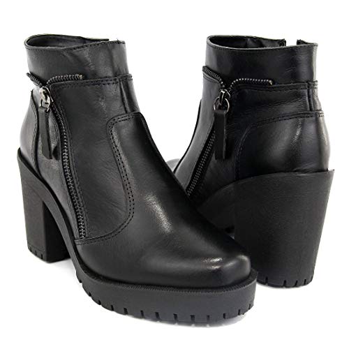 Bota Feminina em Couro Salto e Cano Curto Arietto Cor:Preto;Tamanho:36