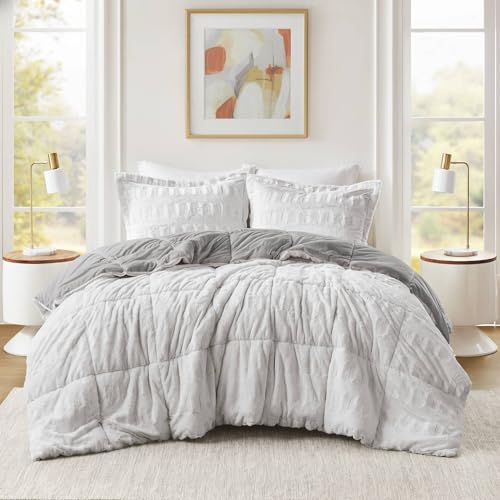 Image of Madison Park Soft Plush Comforter Long Faux Fur Design, Mid Century, Modern All Season Down Alternative Bedding Set with Matching Sham, Full /Queen, Gia, Gray /White 3 Piece
