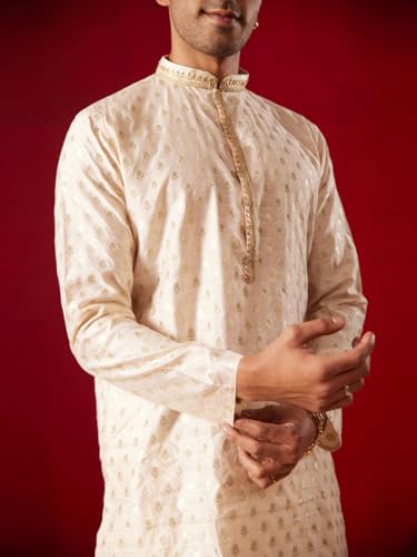 Image of VASTRAMAY Men's Silk Blend Kurta and Pyjama Set