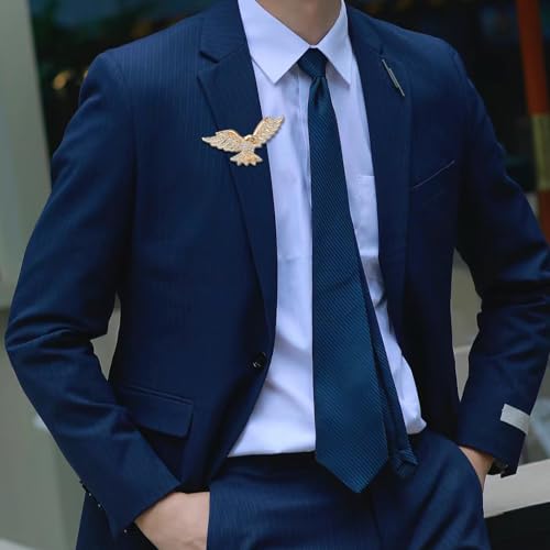 Image of Fashion Crystal Eagle Bird Brooch Pin Full Cubic Zirconia Hawk Suit Pin Rhinestone Animal Eagle Lapel Pin Jewelry for Women Men Gifts