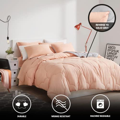 Image of Comfort Spaces Vince Reversible Bed In A Bag - Trendy Casual Geometric Quilted Cover, All Season Down Alternative Cozy Bedding, Matching Sham, Coral /Gray, Full 9 piece