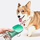 Newaner Hundewasserflasche, auslaufsicherer tragbarer Welpenwasserspender mit Trinkfutterautomat für Haustiere, Katze, im Freien, Wandern, Reisen, Kunststoff in Lebensmittelqualität (550ML, grün)