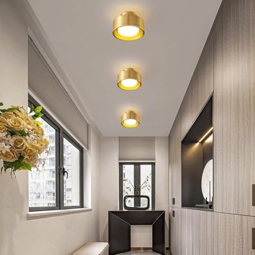 Plafonnier moderne rond pour une ambiance chaleureuse en chambre et salon