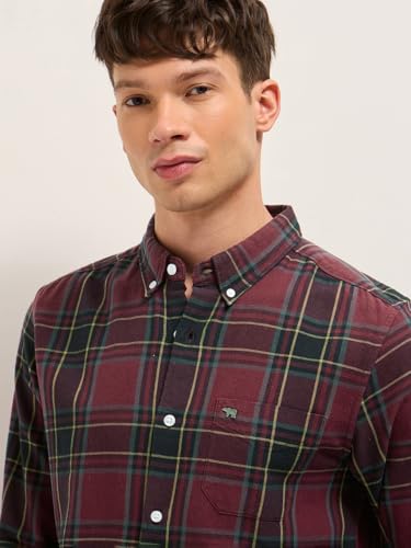 Image of THE BEAR HOUSE Men's Checked Slim Fit Shirt (FFD-EMILO-MR Maroon
