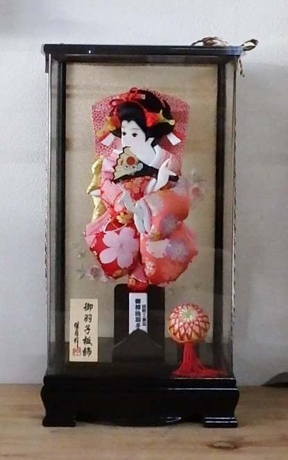 伝統工芸品 御押絵羽子板 羽子板13号 巾28cm ガラスケース 羽子板 伝統工芸品 御押絵羽子板 羽子板13号 巾28cm ガラスケース 羽子板