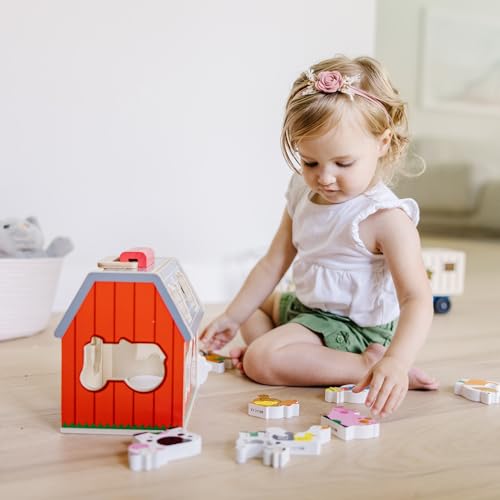 melissa amp doug take-along wooden toy barn 11-pc portable toddler playset with farm animals amp pop-up roof preschool learning toys for girls amp boys 2