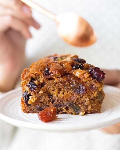 Image of WINNI - Fresh Raisins Plum Cake Gift Pack | Handmade Eggless Cake Loaded With Juicy Raisins | Celebration Gift For Birthday, Anniversary, Valentine's Day, Mother's Day, Father's Day, Girlfriend, Boyfriend, Girls, Boys, Couple, Partner, Student | Luxury Cake | Best Return Gift Box