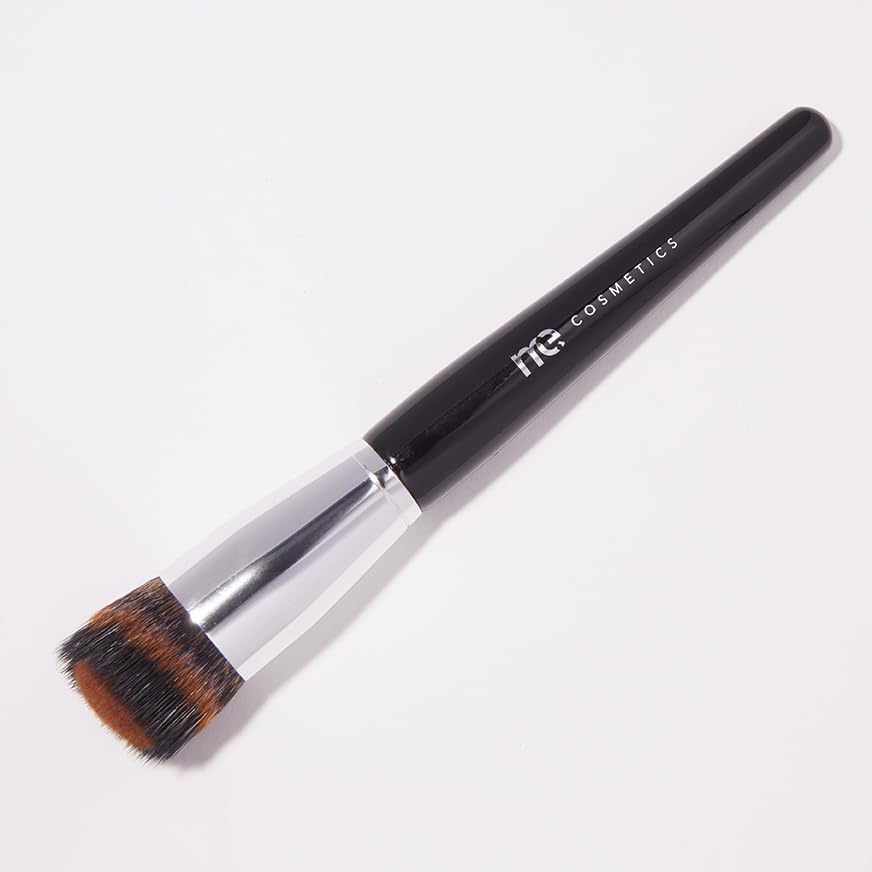 ME Cosmetics Anything Can Happen Luxury Foundation Brush