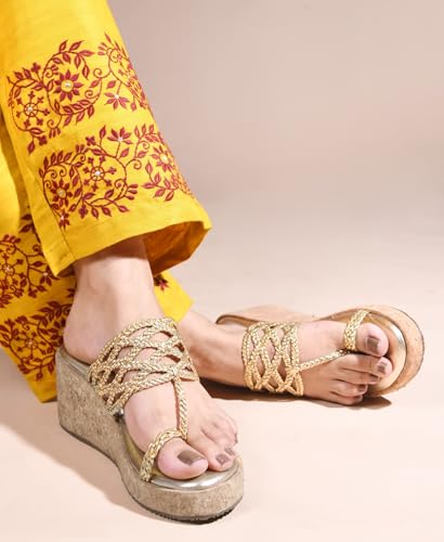 Image of SilverArrow Trendy Fabulous Perfect for Every Occasion Wedge Heel Sandals For Womens And Girls