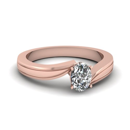 Bague solitaire plaqué or rose torsadée et pierre ovale étincelante