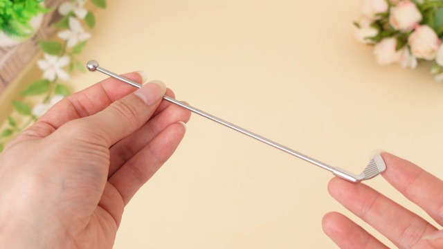 Hushee 10 Pcs Metal Golf Cocktail Stirrers Swizzle Stir Sticks 7.87 Inch Reusable Drink Stirrer Sticks Party Decorations Golf Party Clubhouse and Outing Decorations