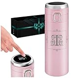 ORIGINELLES DESIGN: Der Reisebecher überzeugt mit originellem Design und dank der persönlichen Gravur wird er zu einem einzigartigen aber zugleich praktischen Geschenk für lange Zeit für Ihre Liebste! Das ist ein echter Blickfang und ein treuer Begleiter bei langen Autofahrten, Ausflügen ins Freie, in Fitnesszentren, ganz einfach unterwegs. Das riecht nach Abenteuer!