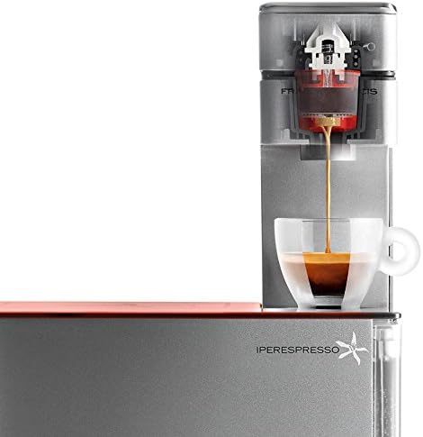 Illy Y1.1 Touch Espresso Machine brewing coffee