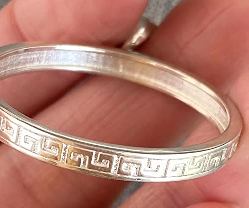 Sterling Silver 5 Cent/Buffalo Nickel Border Screw Top Coin Border is suitable for 21.22mm diameter 2mm thickness, Coins Not Included4