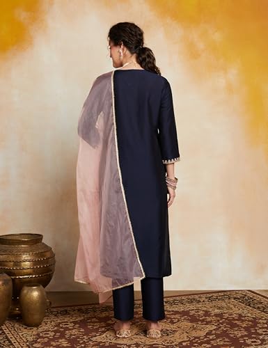 Image of Amazon Brand - Myx Women's Embroidered Kurta Set with Organza Dupatta (Available in Plus Sizes)