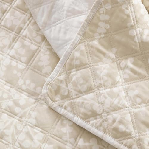 Image of Martha Stewart - King Quilt Set, 100% Cotton Reversible Bedding Set, Incredibly Soft Feel for Year Round Comfort, 3 Piece Bed Set with Matching Pillowcases (Layered Branches Beige)