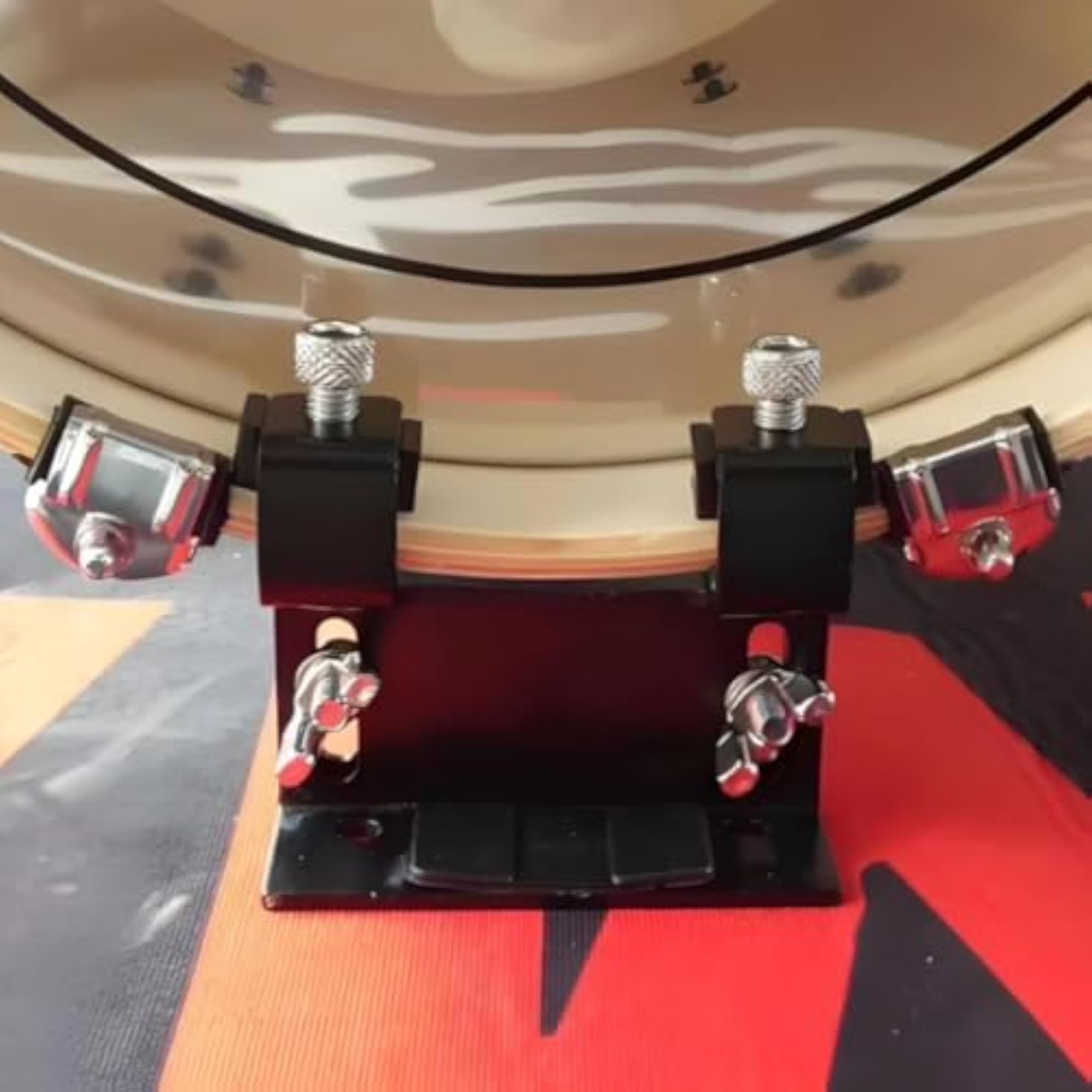 Adjustable Bass Drum Lifter for Stable Support