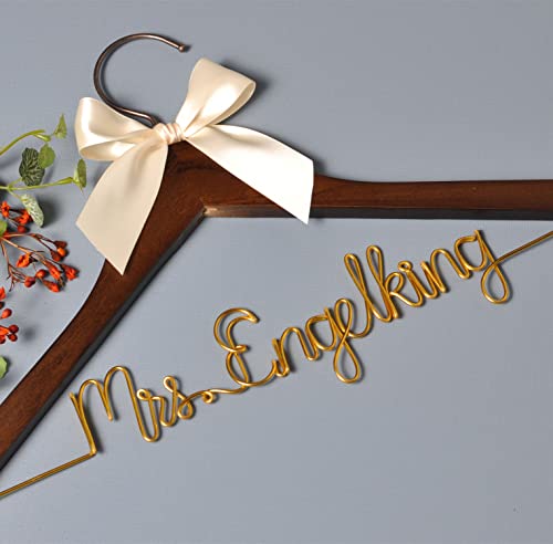 Bride hanger, wedding hanger, personalized bride hanger, lady hanger, custom hanger, honor maid, bridesmaid, doctor, doctor graduation dress hanger