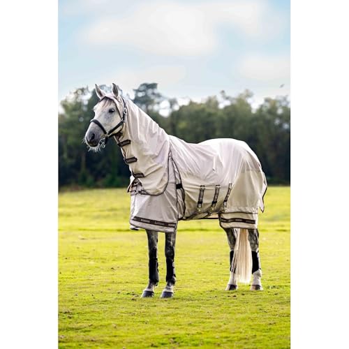 Soulager la dermite du cheval avec le tapis LeMieux Kudos Shower Pro