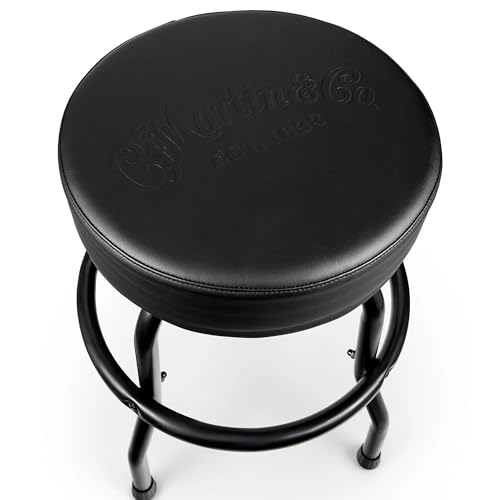 Martin - Tone on Tone Black Barstool ; Tabouret de Bar pour Musiciens ; Siège rembourré avec Logo Noir Ton sur Ton ; Pivotant à 360 °; Hauteur 61,6 cm ;...