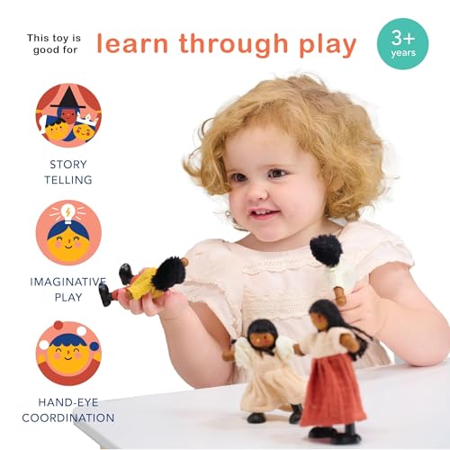 Juego de muñecos de madera The Berrybunch con ropa de tela miniatura 4